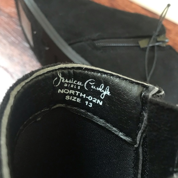 NWOT Black booties 13 - Picture 5 of 5